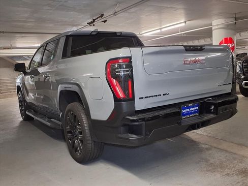 New 2026 GMC Sierra EV Elevation w/ LPO, Elevation Dark Package AWD/4WD image 10