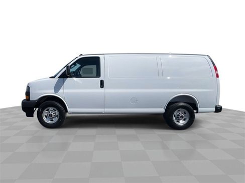 New 2025 GMC Savana 2500 w/ Communications Package image 5
