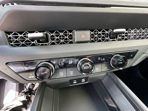 New 2025 Honda Accord SE image 12