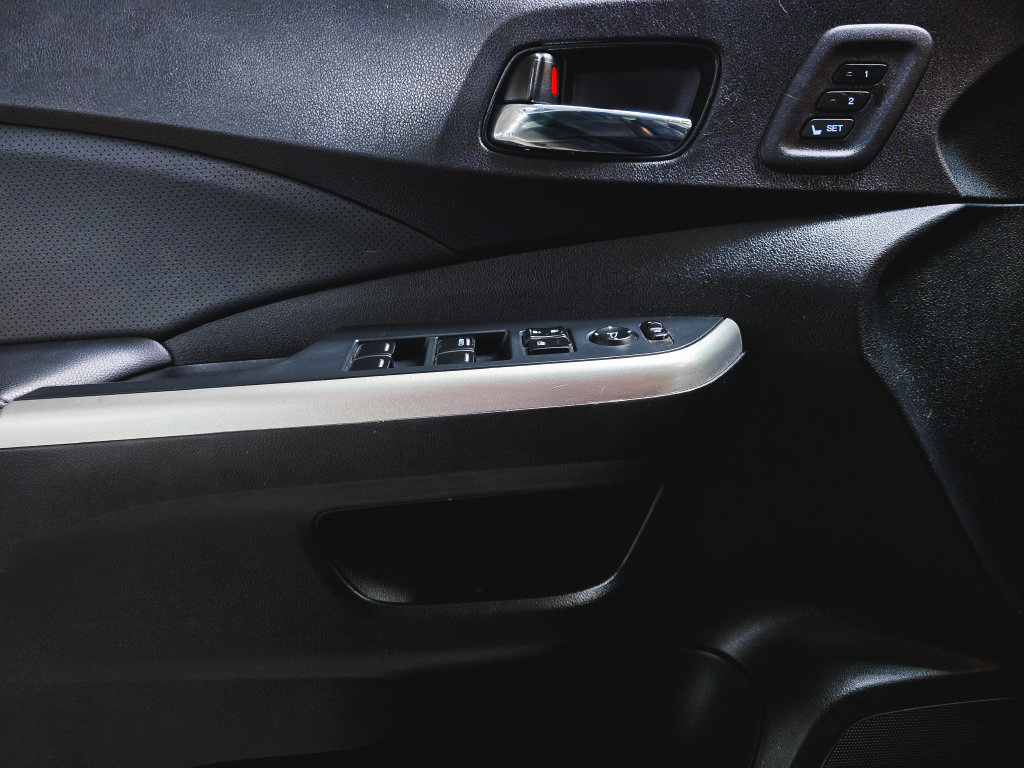 Used 2016 Honda CR-V Touring image 16