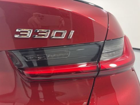 New 2026 BMW 330i xDrive Sedan w/ M Sport Package AWD/4WD image 7