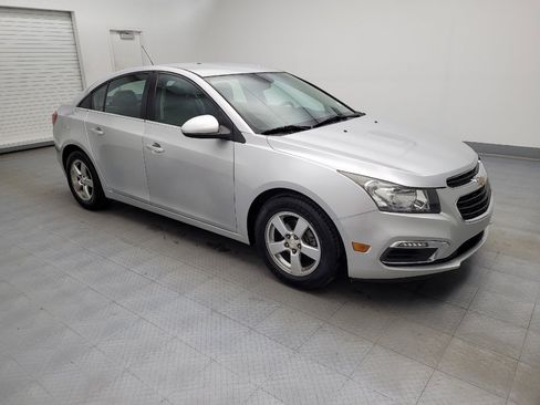 Used 2015 Chevrolet Cruze LT FWD image 11