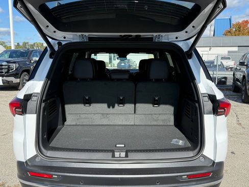 New 2026 Buick Enclave Preferred w/ Power Package image 18