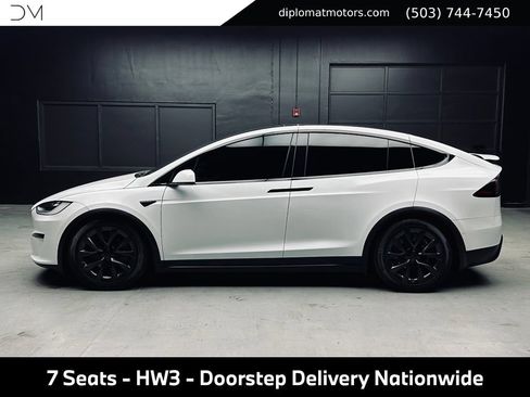 Used 2023 Tesla Model X AWD/4WD image 3