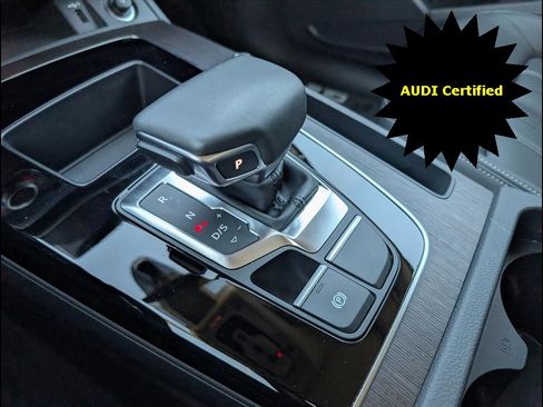 Used 2025 Audi Q5 2.0T Premium w/ Convenience Plus Package image 19