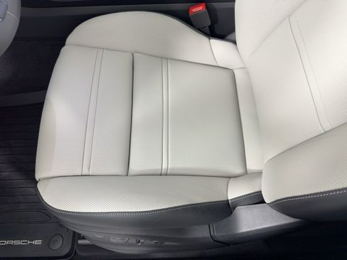 Used 2026 Porsche Cayenne S image 14