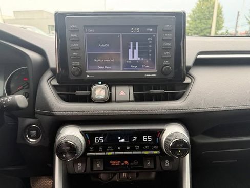 Used 2021 Toyota RAV4 XLE w/ Convenience Package AWD/4WD image 10