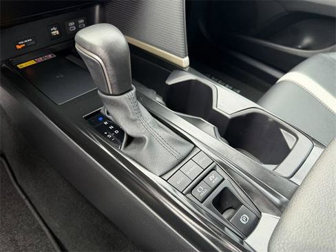 Certified 2025 Toyota Camry SE image 17