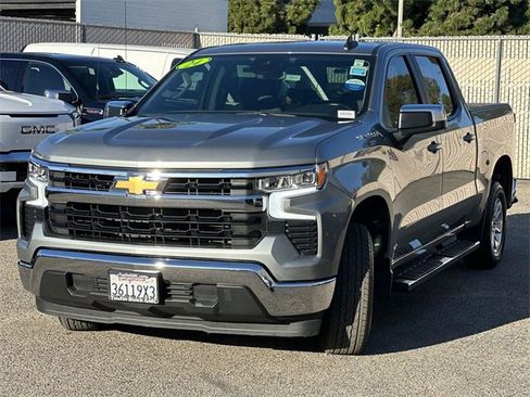 Used 2024 Chevrolet Silverado 1500 LT image 8