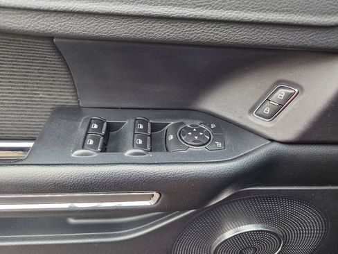 Used 2018 Ford Expedition Max XLT image 34
