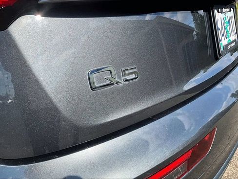 Used 2021 Audi Q5 e Premium Plus w/ Premium Plus Package AWD/4WD image 33