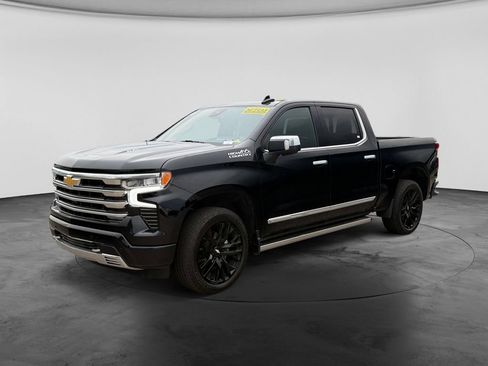 Used 2023 Chevrolet Silverado 1500 High Country w/ High Country Premium Package AWD/4WD image 4
