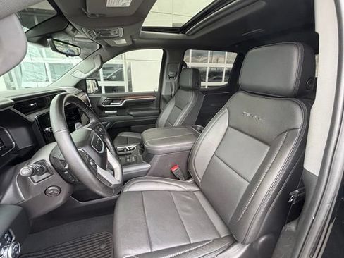 Used 2024 GMC Sierra 1500 Denali w/ Technology Package AWD/4WD image 14