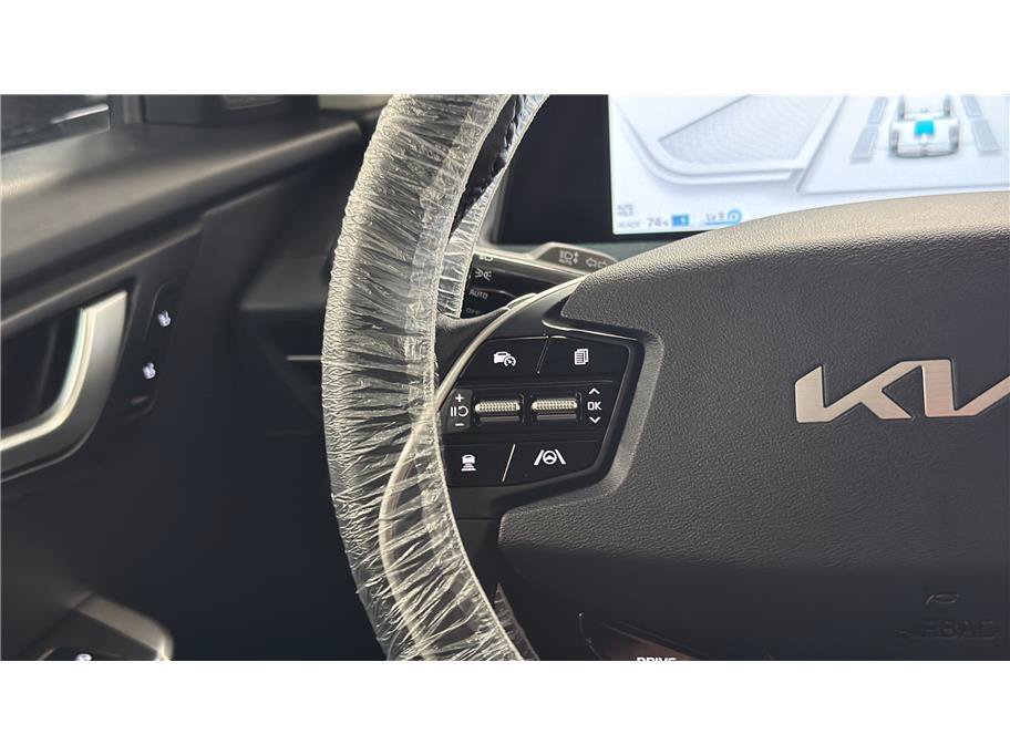 Used 2023 Kia EV6 Wind AWD/4WD image 33