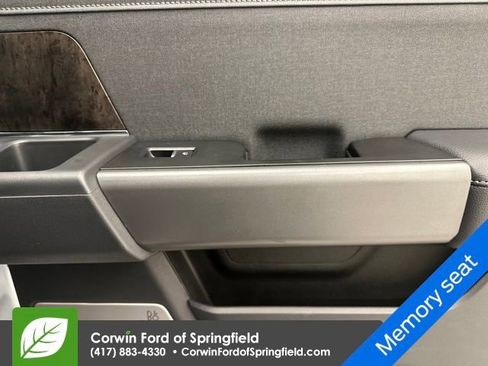 New 2026 Ford F350 Lariat w/ Black Appearance Package image 16