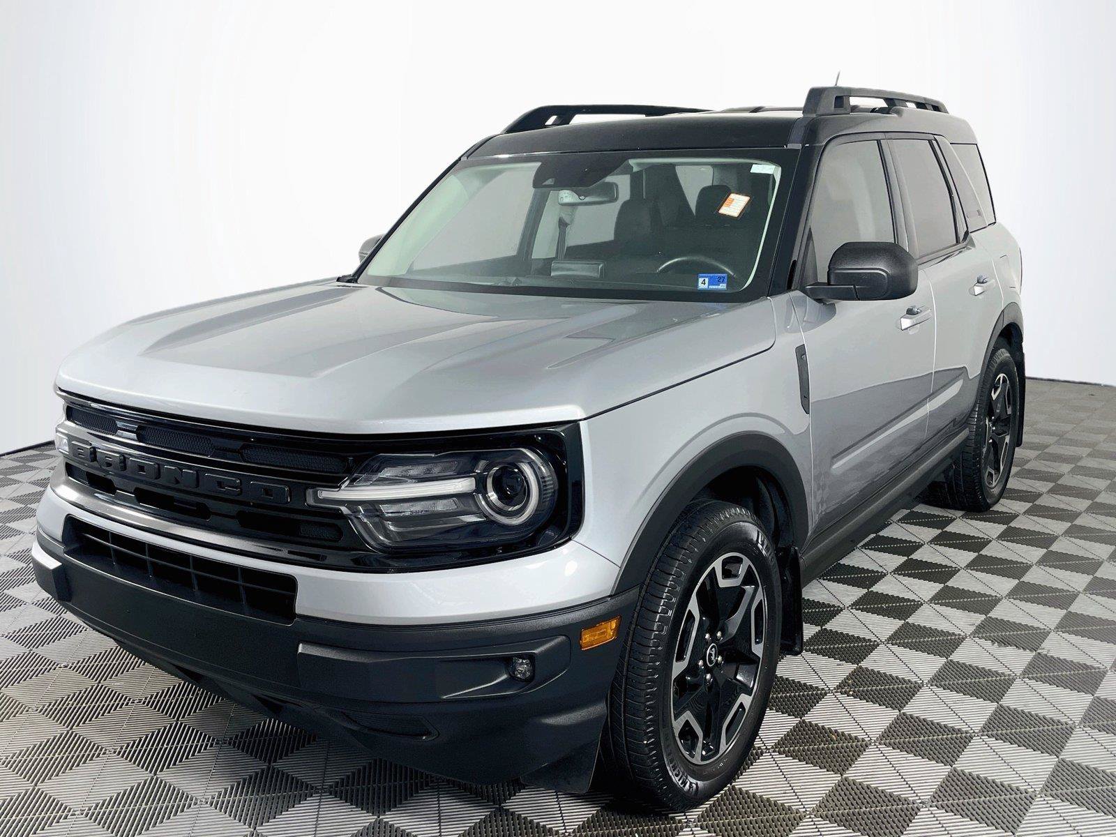 Used 2022 Ford Bronco Sport Outer Banks w/ Tech Package AWD/4WD image 3