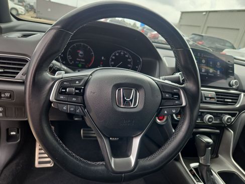 Used 2022 Honda Accord Sport image 16