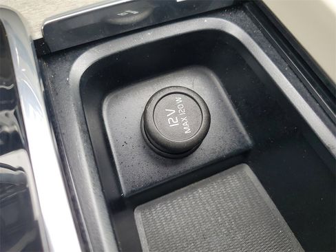 Used 2023 Volvo XC60 B5 Plus w/ Climate Package image 38