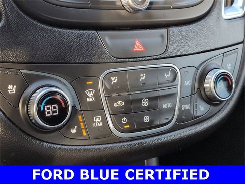 Used 2020 Chevrolet Malibu Premier image 22