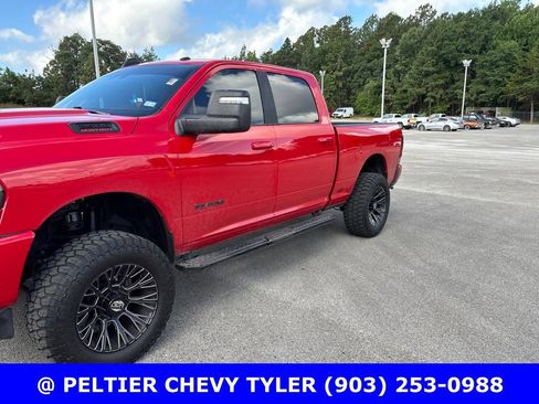 Used 2024 RAM 2500 Big Horn w/ Night Edition AWD/4WD image 3