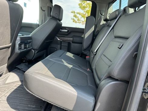 Used 2022 GMC Sierra 2500 Denali w/ Denali Ultimate Package image 10