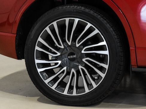 Used 2022 Lincoln Corsair AWD w/ Premium Package image 59