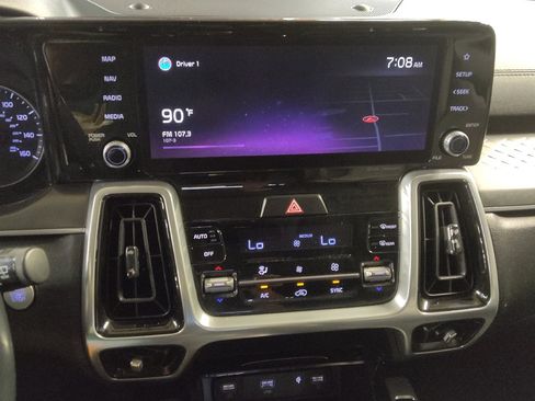 Used 2021 Kia Sorento SX FWD image 25