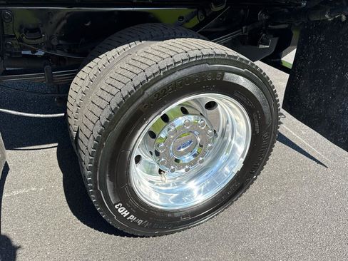 Used 2021 Ford F550 4x4 Regular Cab Super Duty w/ XLT Value Package image 34