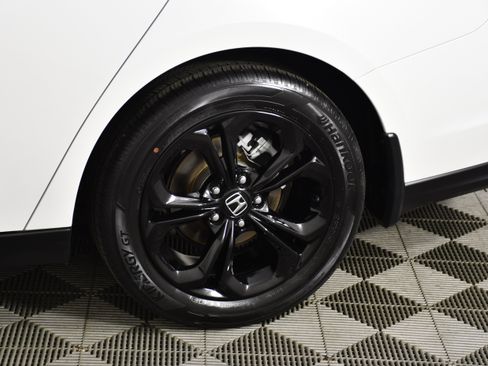 Certified 2025 Honda Accord SE image 49