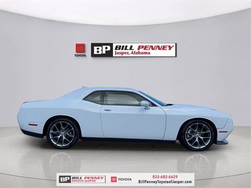 Used 2022 Dodge Challenger GT image 6