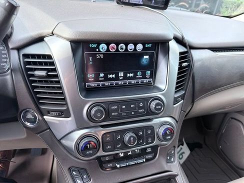 Used 2016 Chevrolet Suburban LTZ RWD image 7