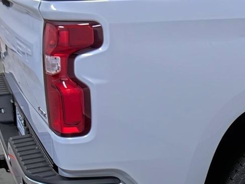 New 2026 Chevrolet Silverado 1500 LTZ w/ Z71 Off-Road Package AWD/4WD image 13