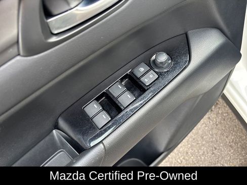 Certified 2025 MAZDA CX-5 AWD 2.5 S w/ Select Package image 13
