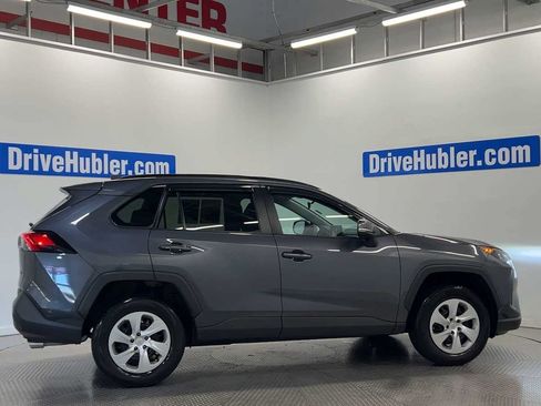 Used 2019 Toyota RAV4 LE w/ Carpet Mat Package FWD image 8