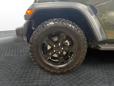 Used 2021 Jeep Wrangler Unlimited Sport AWD/4WD image 15