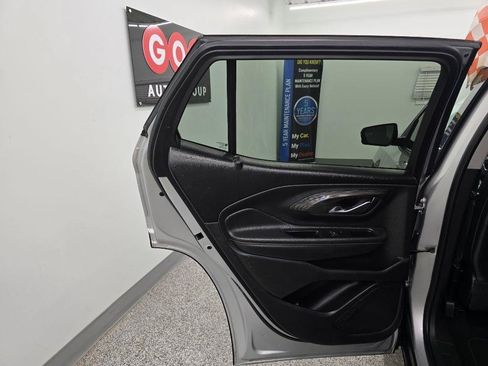 Used 2019 GMC Terrain SLT FWD image 20