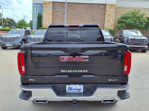 Used 2025 GMC Sierra 1500 SLT w/ SLT Premium Plus Package AWD/4WD image 23