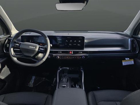 New 2026 Kia Sorento S AWD/4WD image 5