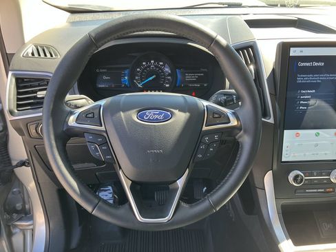 Used 2024 Ford Edge SEL w/ Convenience Package AWD/4WD image 10