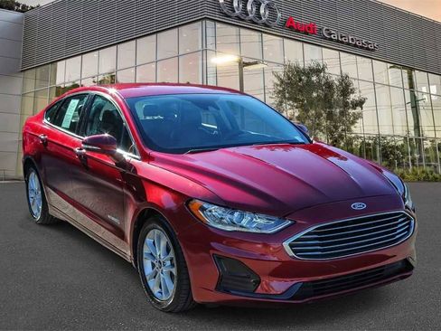 Used 2019 Ford Fusion SEL image 5