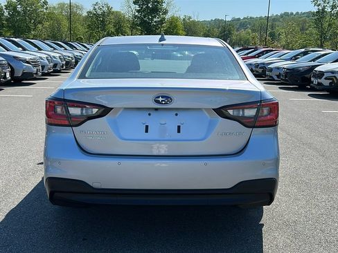 Certified 2025 Subaru Legacy Limited AWD/4WD image 5