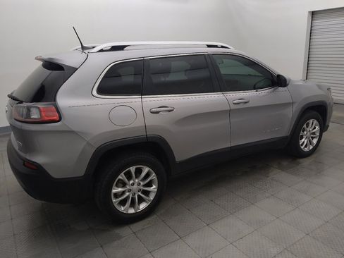 Used 2019 Jeep Cherokee Latitude w/ Popular Appearance Group FWD image 10
