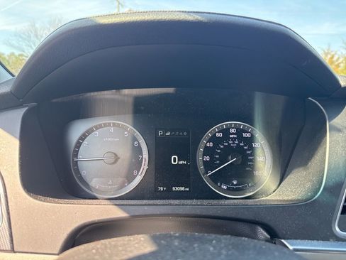 Used 2015 Hyundai Sonata Sport w/ Option Group 04 image 10