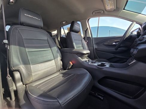 Used 2022 GMC Terrain Denali image 29