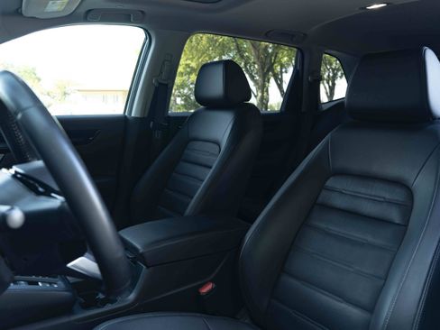 Used 2024 Honda CR-V EX-L image 17