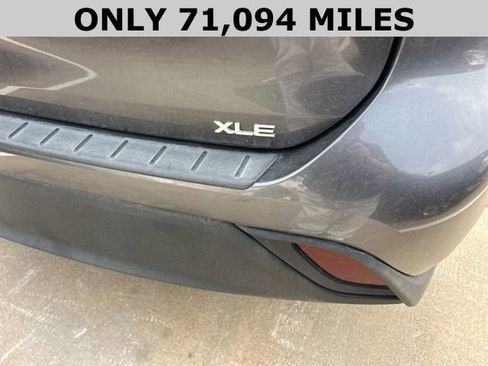 Used 2023 Toyota Highlander XLE FWD image 4