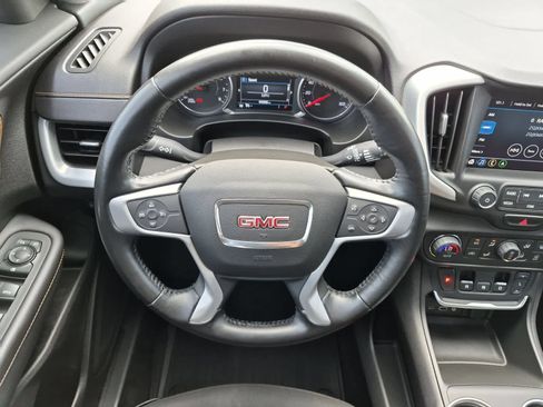 Used 2018 GMC Terrain SLE w/ Driver Convenience Package FWD image 22