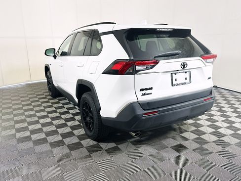 Used 2023 Toyota RAV4 XLE FWD image 5