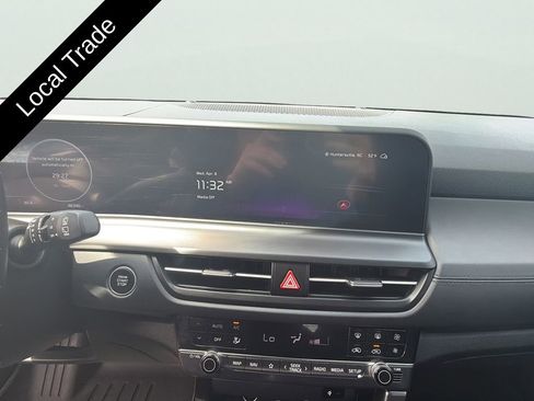 Used 2024 Kia Seltos EX FWD image 24