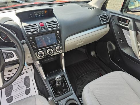 Used 2017 Subaru Forester 2.5i Premium AWD/4WD image 13